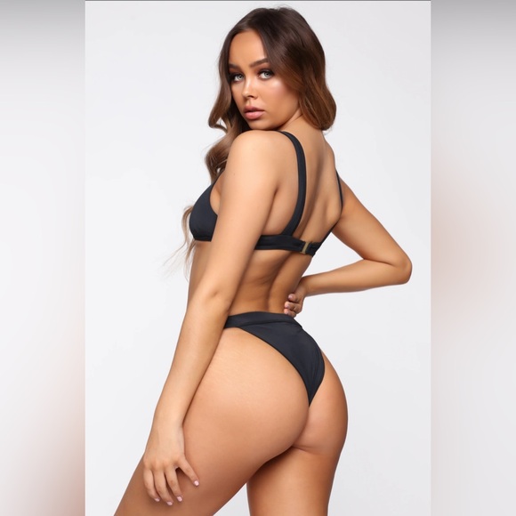 Black two-piece bathing suit, completely new, never been worn before! - Picture 2 of 2